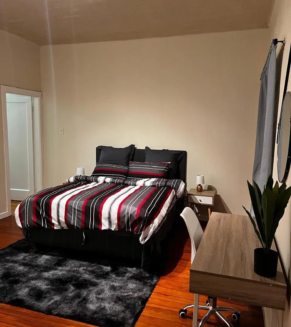 Cozy And Lovely Apartment Cape Town