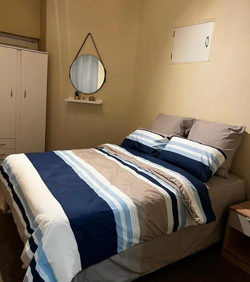 Cozy And Lovely Apartment Cape Town