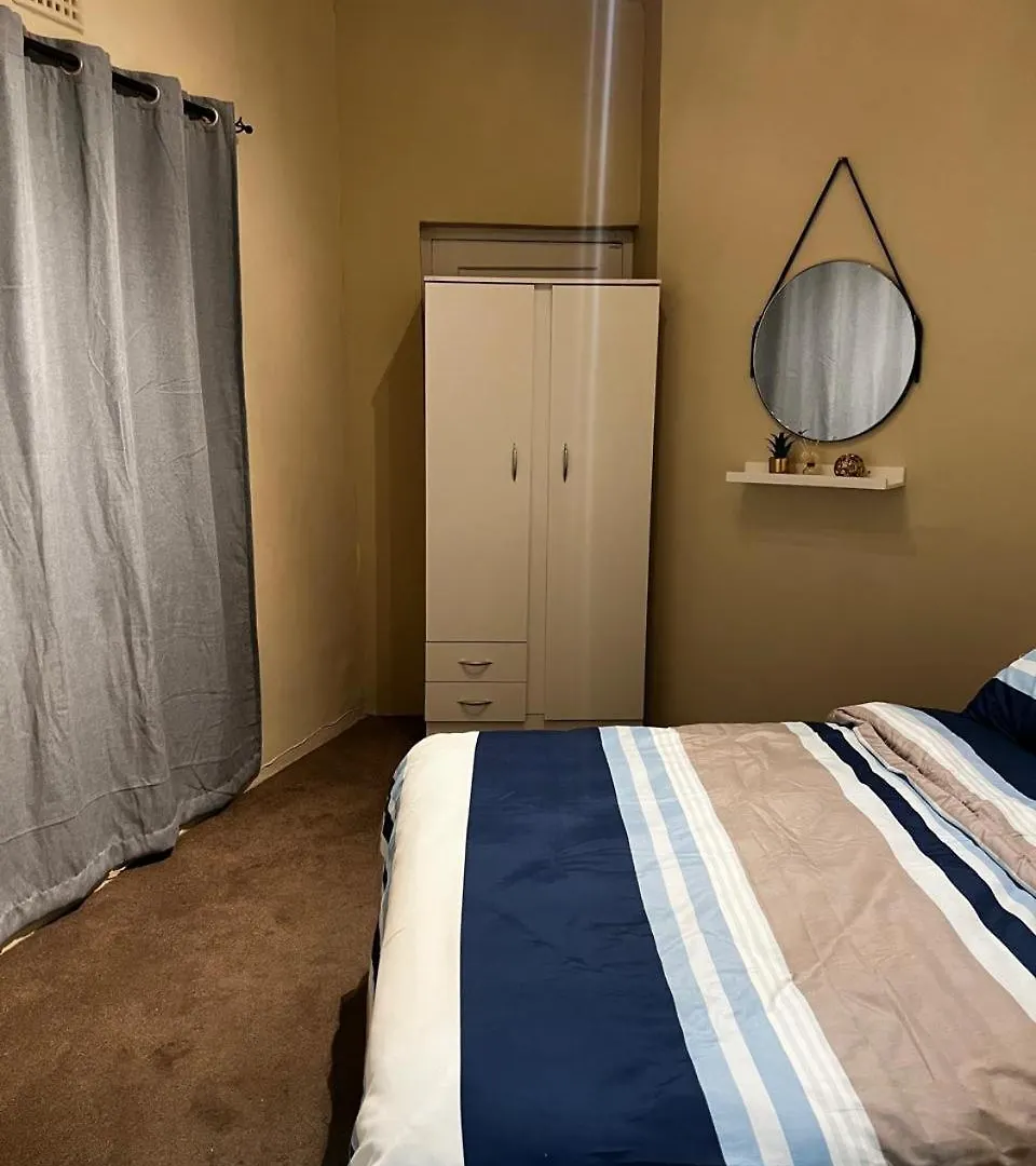 Cozy And Lovely Apartment Cape Town